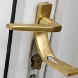 Emergency Lock Services For Burglary Damage In Savile Row W1